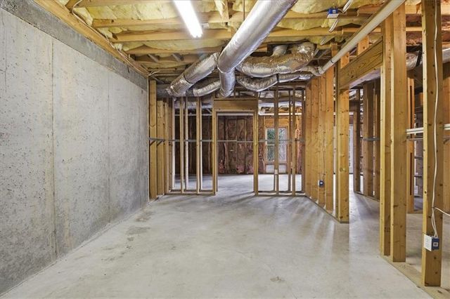 1302 Hadaway Trail, Lawrenceville, GA 30043