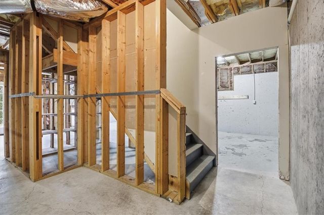 1302 Hadaway Trail, Lawrenceville, GA 30043