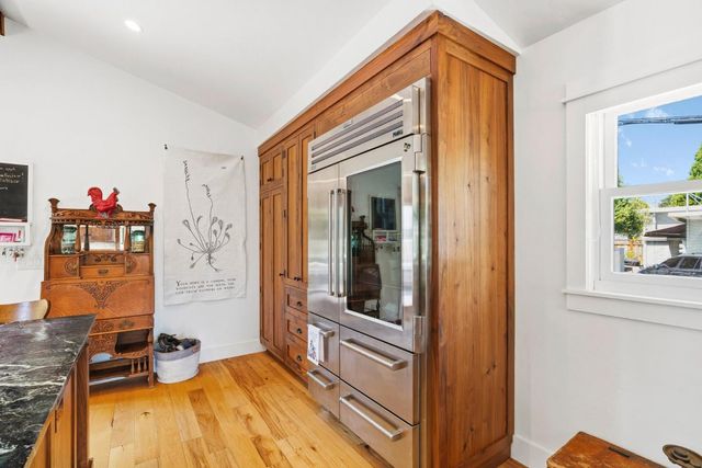 529 Capitola Avenue, Capitola, CA 95010