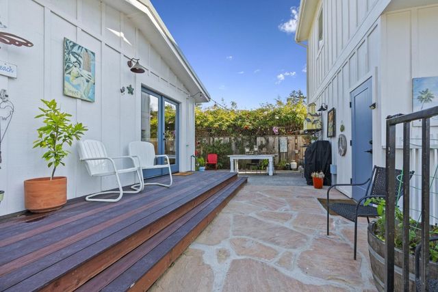 529 Capitola Avenue, Capitola, CA 95010