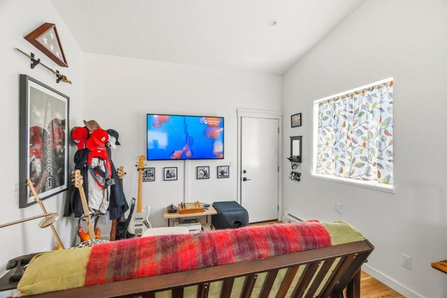 529 Capitola Avenue, Capitola, CA 95010