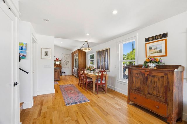 529 Capitola Avenue, Capitola, CA 95010