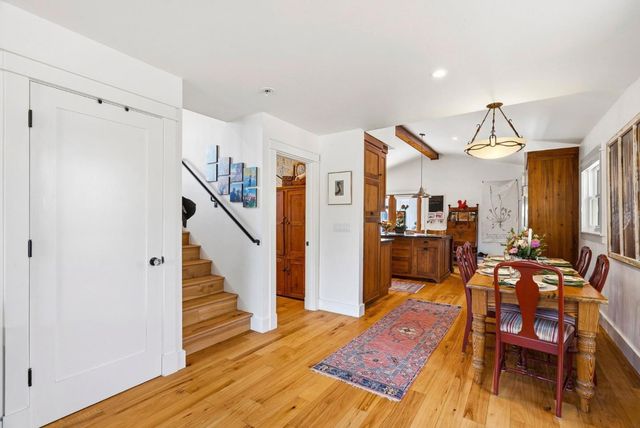 529 Capitola Avenue, Capitola, CA 95010