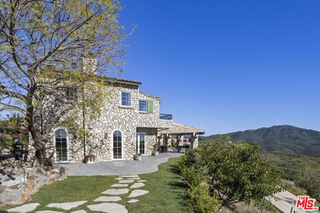 33239 Mulholland Highway, Malibu, CA 90265