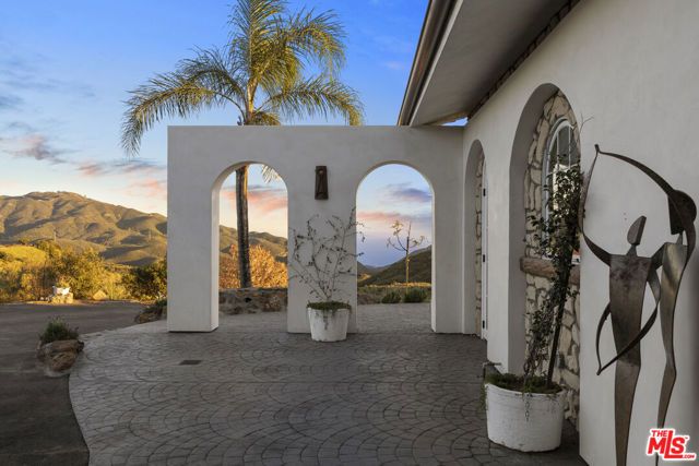 33239 Mulholland Highway, Malibu, CA 90265