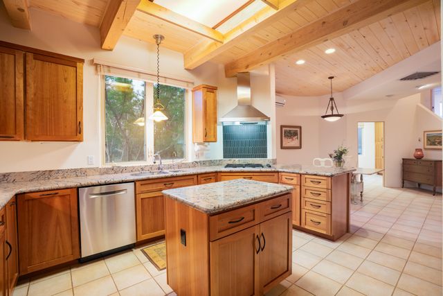 82 KIVA Place, Sandia Park, NM 87047