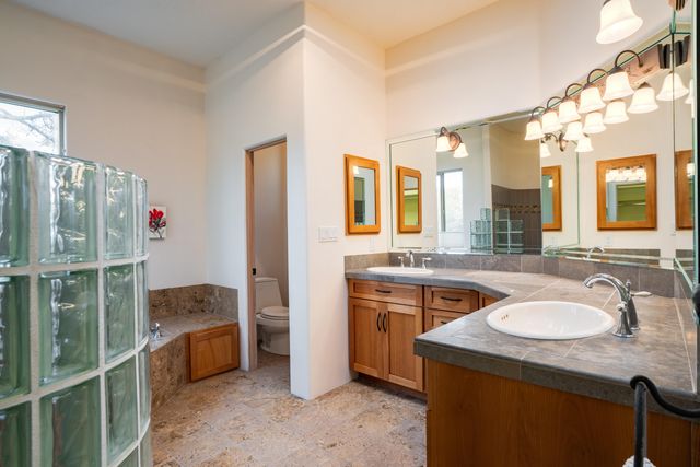 82 KIVA Place, Sandia Park, NM 87047