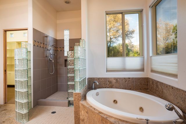 82 KIVA Place, Sandia Park, NM 87047