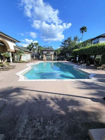 17110 CARRINGTON PARK DRIVE 826, Tampa, FL 33647