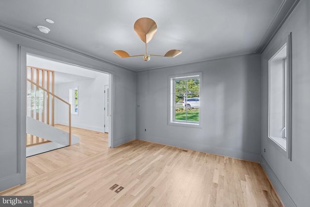 9622 PARKWOOD DR, Bethesda, MD 20814