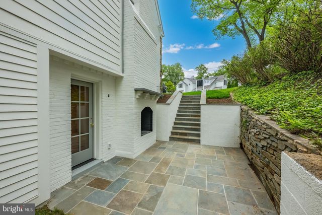 9622 PARKWOOD DR, Bethesda, MD 20814