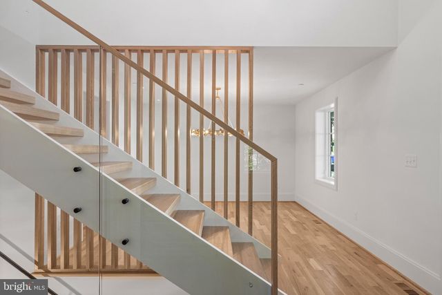 9622 PARKWOOD DR, Bethesda, MD 20814