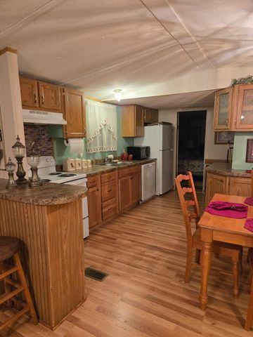 2174 Lambert Road, Berea, KY 40403