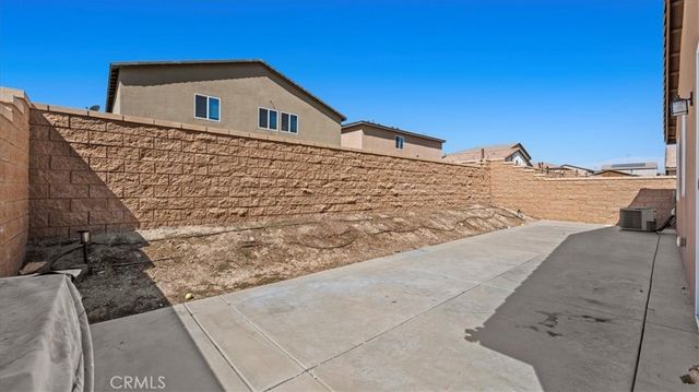 3719 W Vinas Lane, San Bernardino, CA 92407