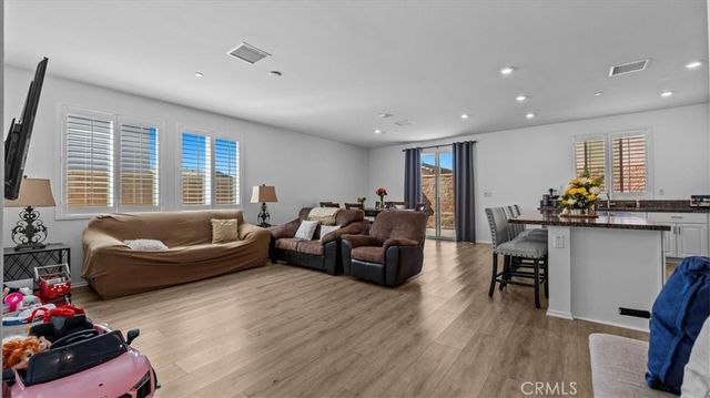 3719 W Vinas Lane, San Bernardino, CA 92407