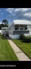 32 Shorehaven Park, 32, Hazlet, NJ 07730