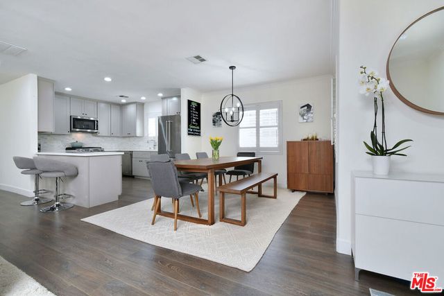 5248 Lennox Avenue, Sherman Oaks, CA 91401