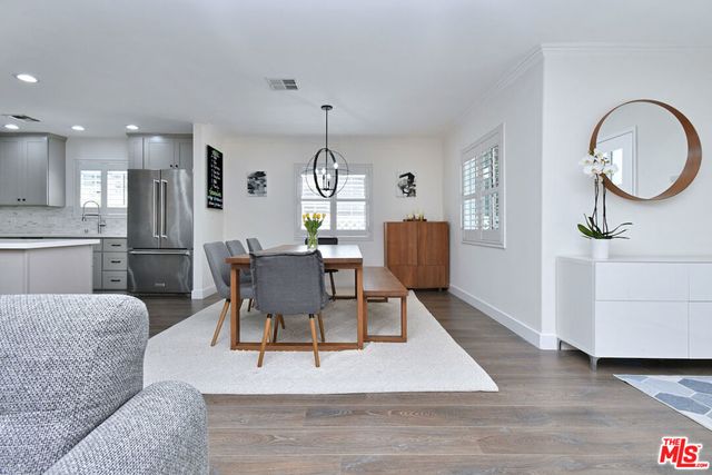 5248 Lennox Avenue, Sherman Oaks, CA 91401