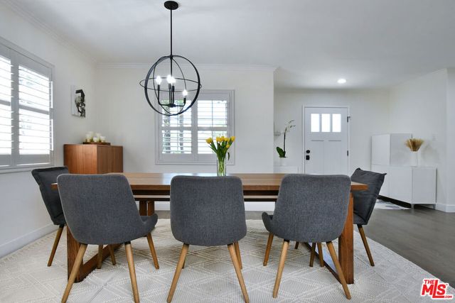 5248 Lennox Avenue, Sherman Oaks, CA 91401