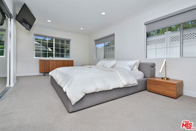 5248 Lennox Avenue, Sherman Oaks, CA 91401