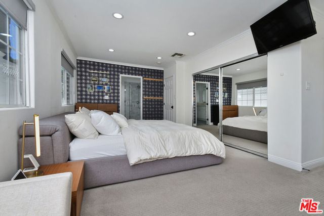 5248 Lennox Avenue, Sherman Oaks, CA 91401