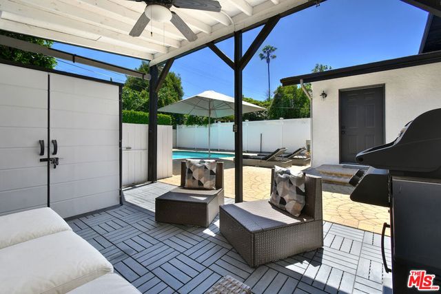 5248 Lennox Avenue, Sherman Oaks, CA 91401