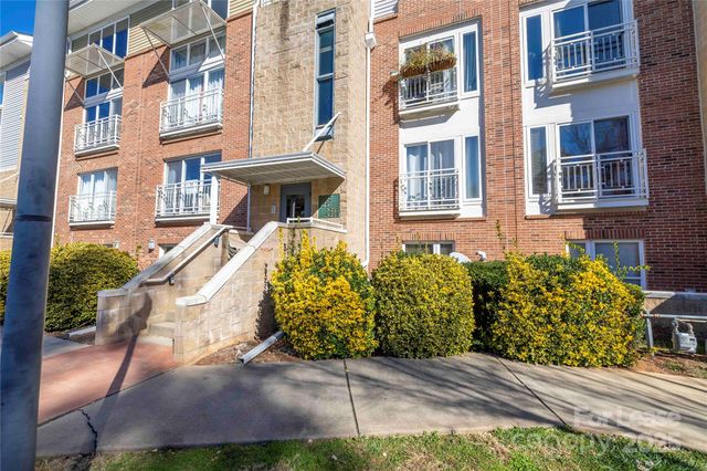 3953 Picasso Court, Charlotte, NC 28205