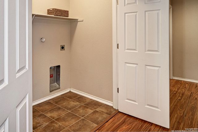 6306 Loyola Bch, San Antonio, TX 78242