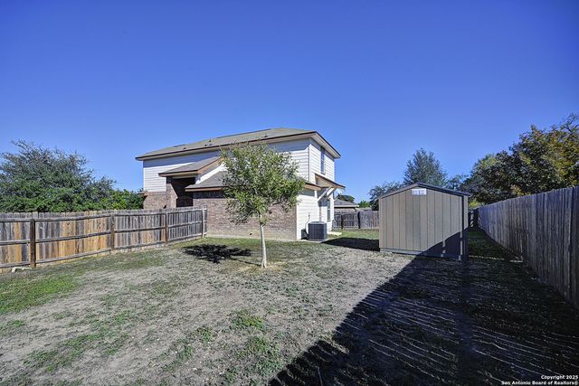 6306 Loyola Bch, San Antonio, TX 78242