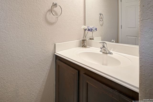 6306 Loyola Bch, San Antonio, TX 78242