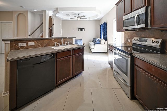 6306 Loyola Bch, San Antonio, TX 78242