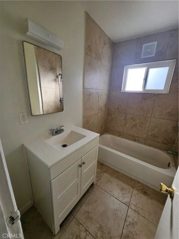 1381 Burwood Street 4, La Habra, CA 90631