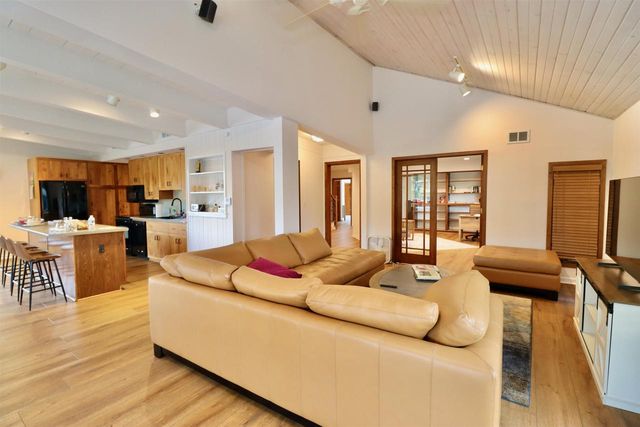 2870 S Riverside Drive, Beloit, WI 53511