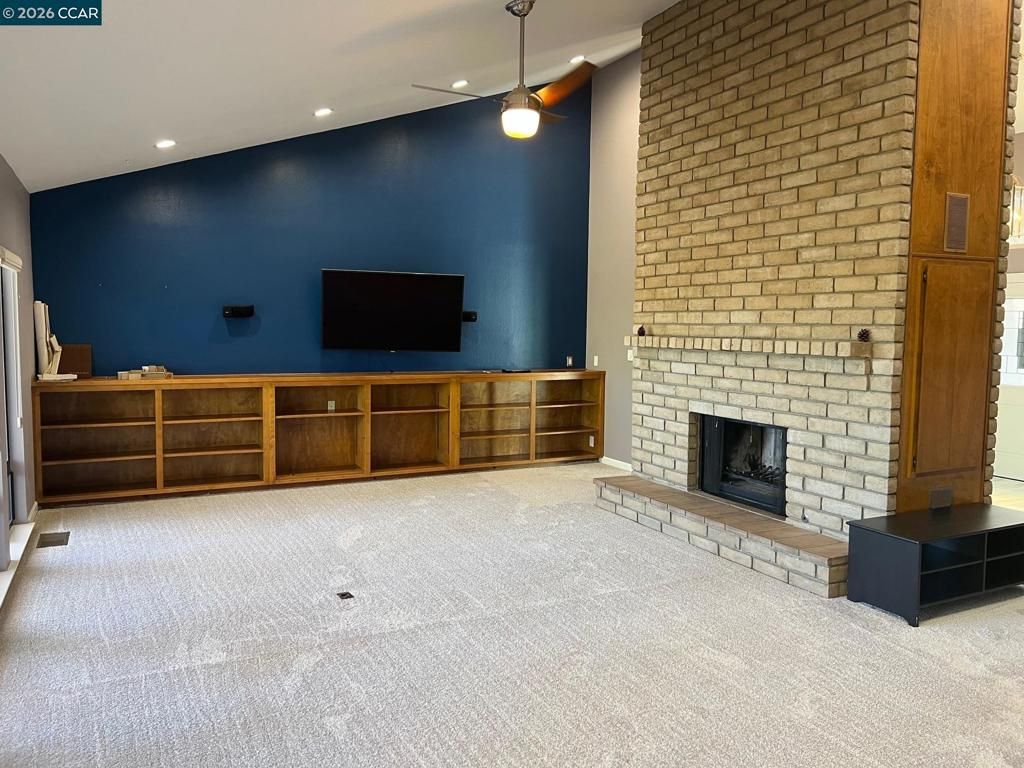 Image 25 of property listing at 5535 5535 Merritt Dr, Concord, CA 94521