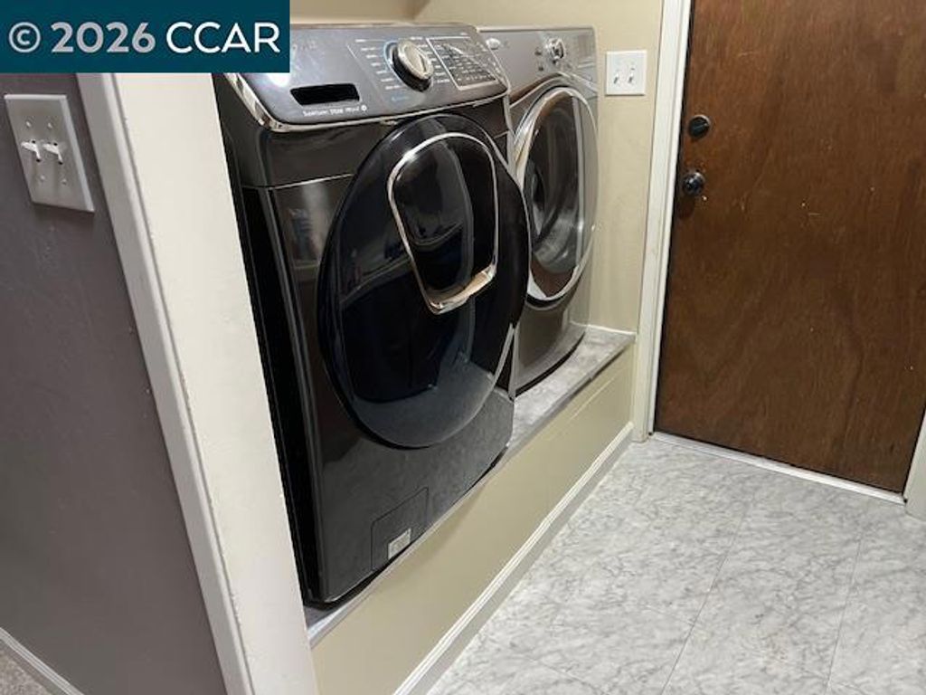 Image 27 of property listing at 5535 5535 Merritt Dr, Concord, CA 94521