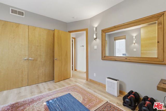 837 Westmount Drive, West Hollywood, CA 90069