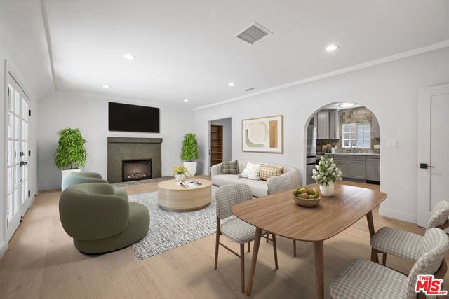 837 Westmount Drive, West Hollywood, CA 90069