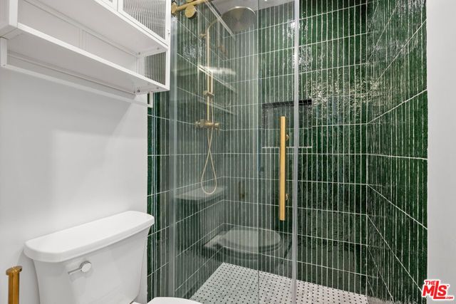 837 Westmount Drive, West Hollywood, CA 90069