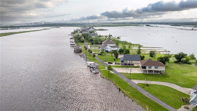 24A River Road, Lake Charles, LA 70601