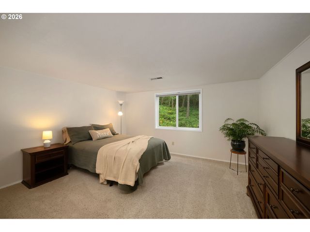 3130 WESTVIEW Ct, Lake Oswego, OR 97034