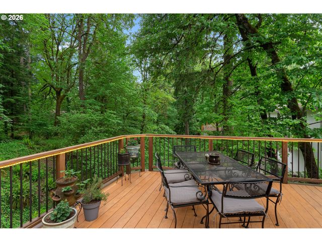 3130 WESTVIEW Ct, Lake Oswego, OR 97034
