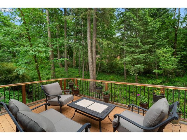 3130 WESTVIEW Ct, Lake Oswego, OR 97034