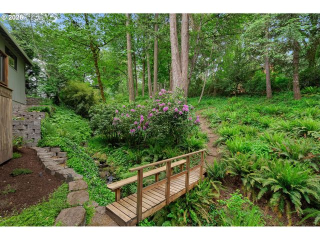 3130 WESTVIEW Ct, Lake Oswego, OR 97034