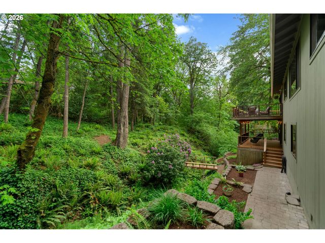 3130 WESTVIEW Ct, Lake Oswego, OR 97034