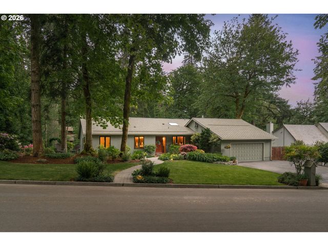 3130 WESTVIEW Ct, Lake Oswego, OR 97034