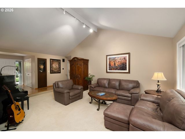 3130 WESTVIEW Ct, Lake Oswego, OR 97034