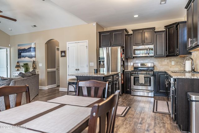 150 Michie Place, Aberdeen, NC 28315