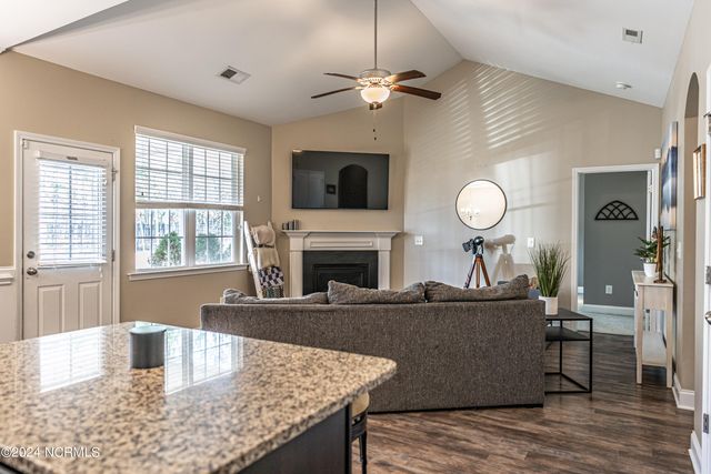 150 Michie Place, Aberdeen, NC 28315