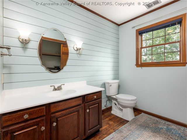 115 RIDGEWOOD FOREST Road, St Albans, WV 25177