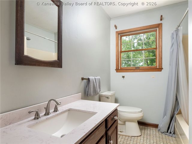115 RIDGEWOOD FOREST Road, St Albans, WV 25177